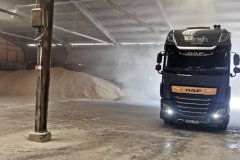 1_IMG-0ee40ff4e05560994a3a8573d91527cc-V